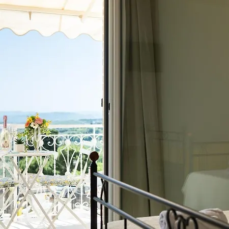 Fonte D'olio Conero Relais