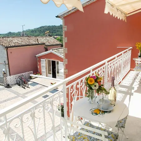 Oda ve Kahvaltı Fonte D'olio Conero Relais Sirolo