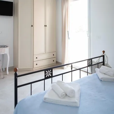 Fonte D'olio Conero Relais Couette-café